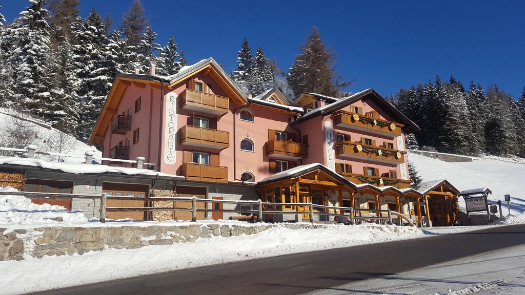 Hotel La Roccia Пассо-дель-Тонале Экстерьер фото