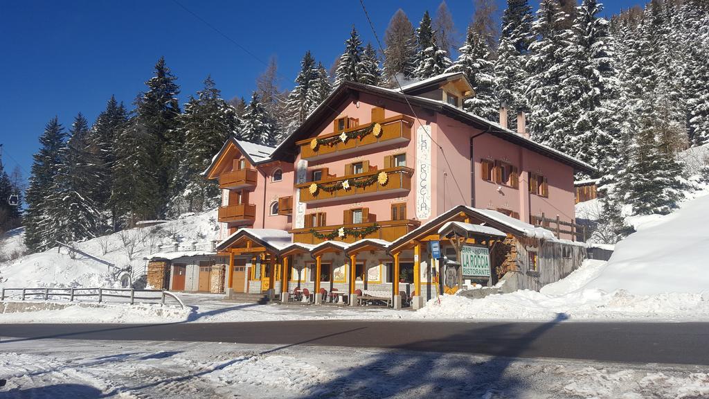 Hotel La Roccia Пассо-дель-Тонале Экстерьер фото